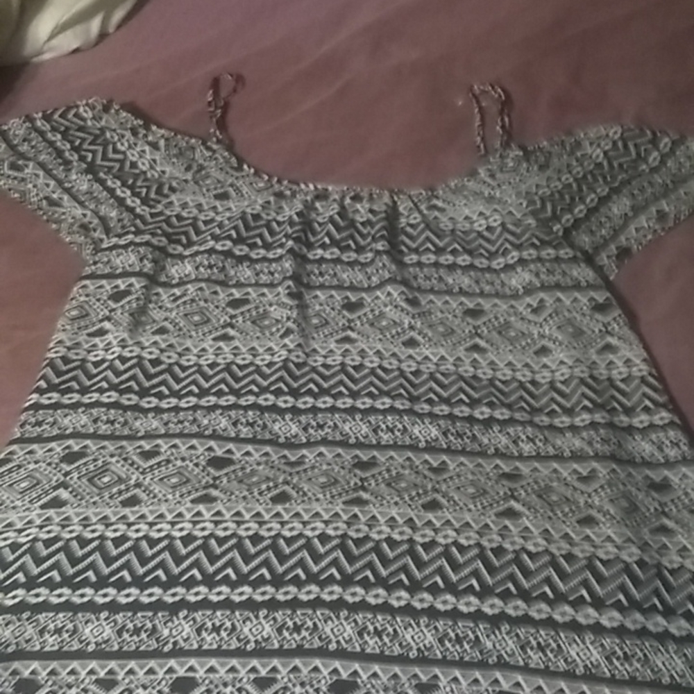 Cold shoulder top with adjustable straps